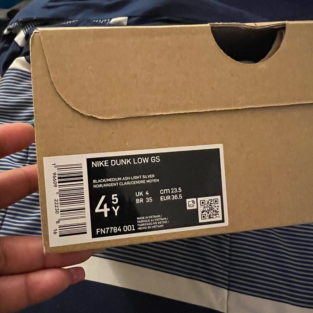 Nike dunks!!!